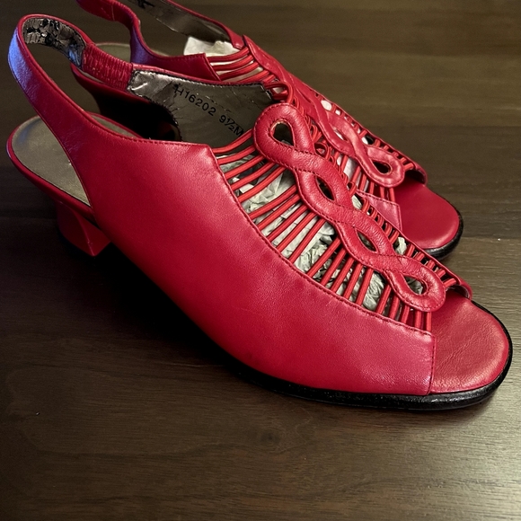 2" Red Ros Hommerson Sandal - Picture 3 of 3